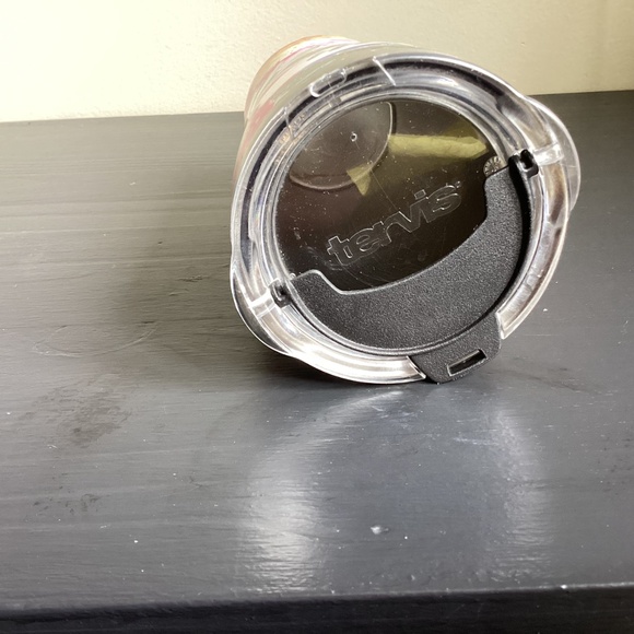 Tervis 20oz MOM Tumbler with beautiful floral design and secure lid - Picture 3 of 3